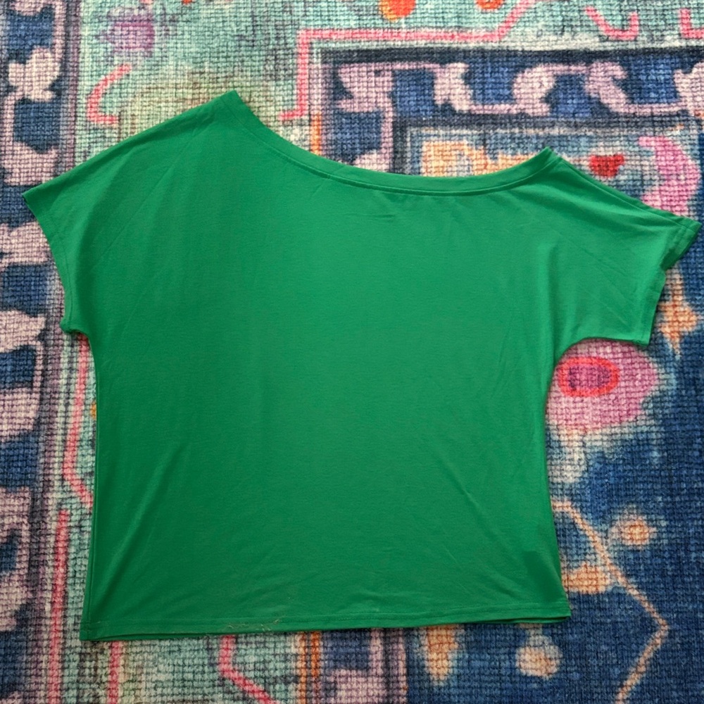 SHEIN Vibrant Green Short Sleeve, Off the Shoulder Tee